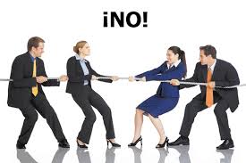 tirar-direcciones-contrarias